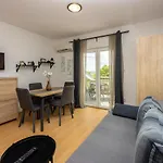 Apartment Claudia *