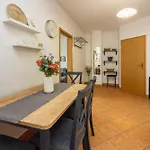 Claudia Apartment *