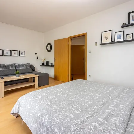 Apartment Claudia *