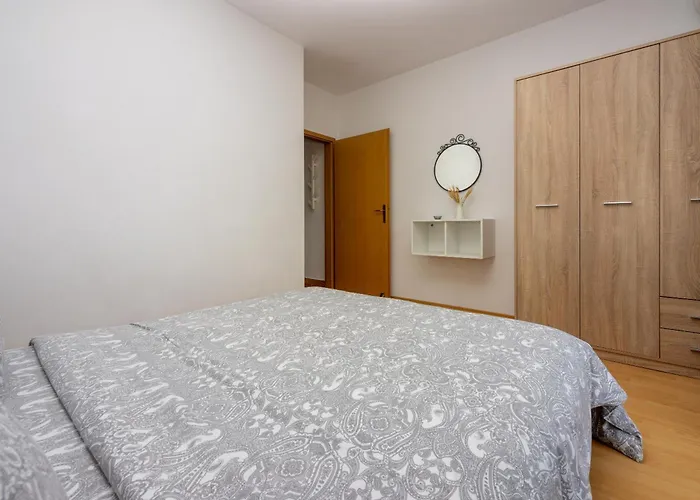 Claudia Apartmán *